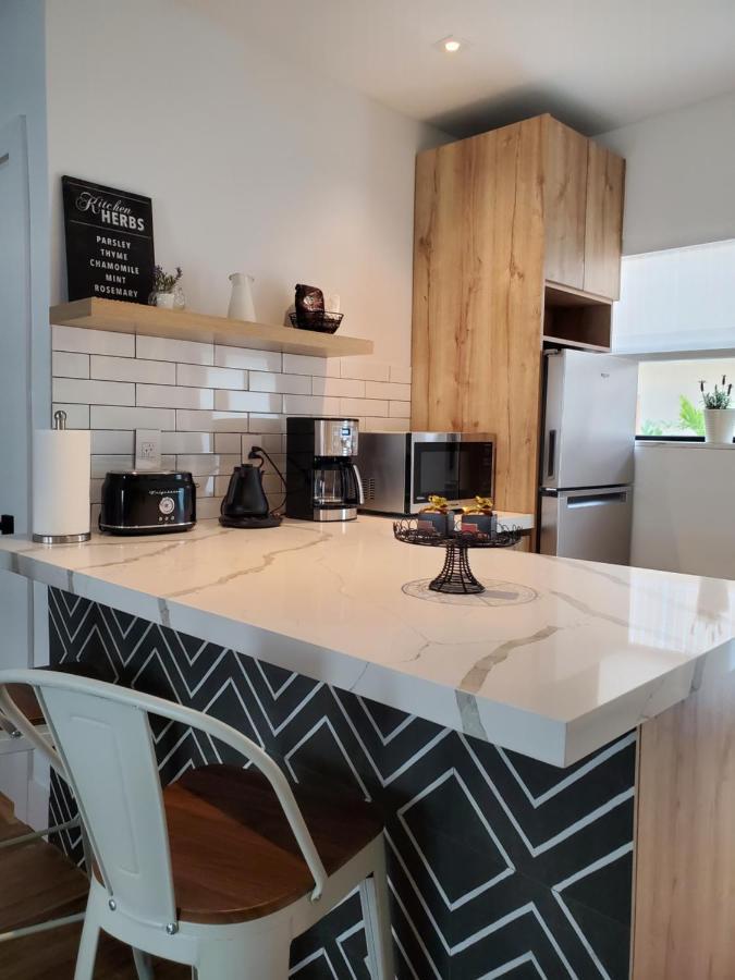 Casa Cuba In Little Havana, Brickell, Calle 8 And 10 Minutes To The Free Parking Appartement